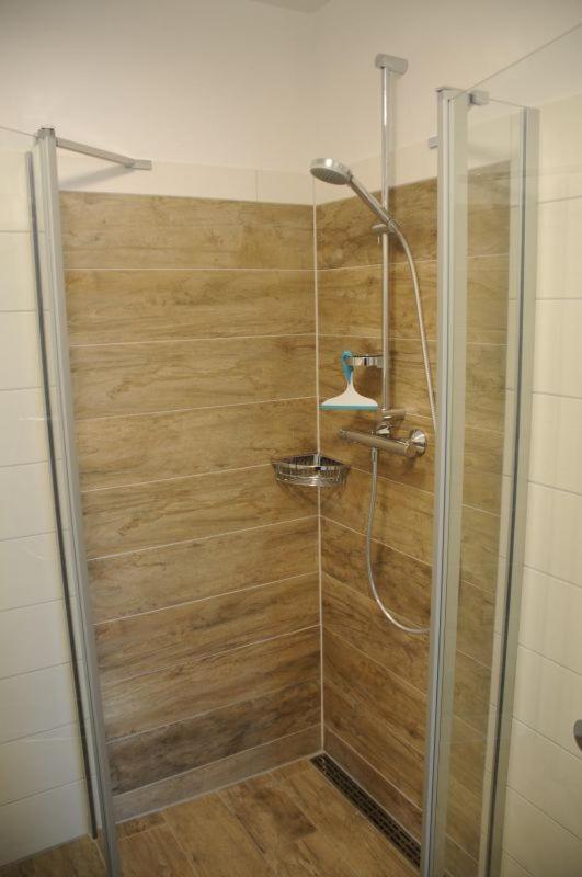 Leo Apartment Greetsiel Bagian luar foto
